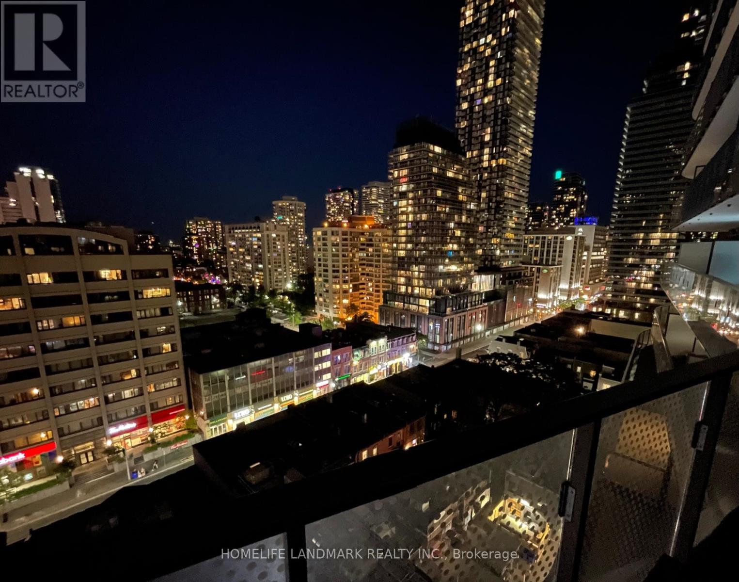 1012 - 11 Wellesley Street W, Toronto, Ontario  M4Y 0G4 - Photo 19 - C12149462
