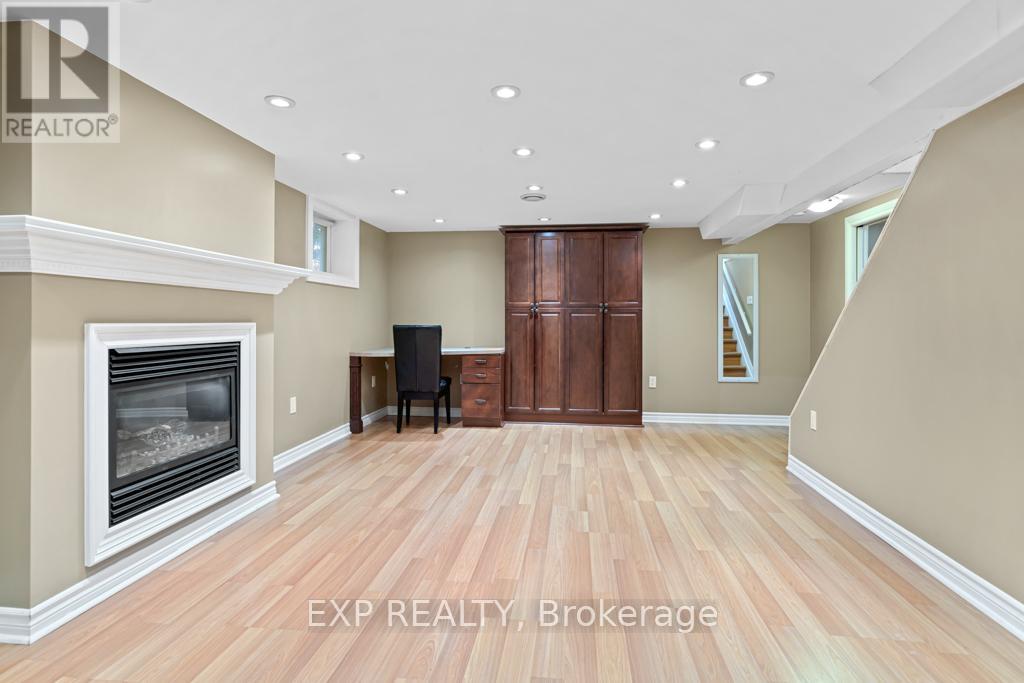 207 Church Street S, Richmond Hill, Ontario  L4C 1W7 - Photo 34 - N12180538