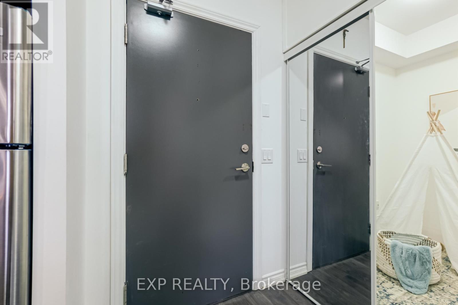 317 - 11611 Yonge Street, Richmond Hill (Jefferson), Ontario  L4E 1G2 - Photo 5 - N12180541