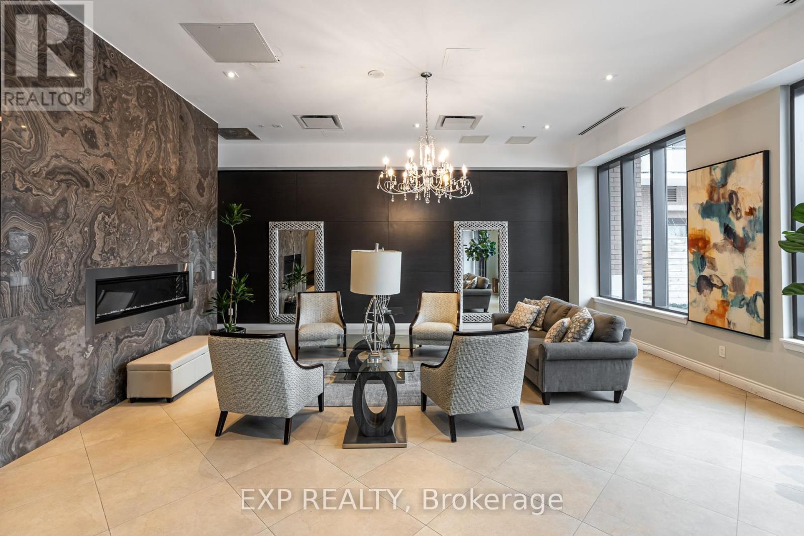 317 - 11611 Yonge Street, Richmond Hill (Jefferson), Ontario  L4E 1G2 - Photo 3 - N12180541