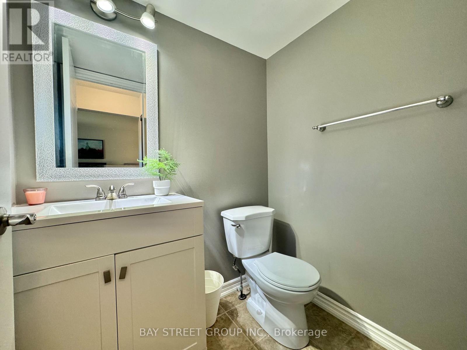 38a - 5940 Glen Erin Drive, Mississauga, Ontario  L5M 5W9 - Photo 7 - W12180537