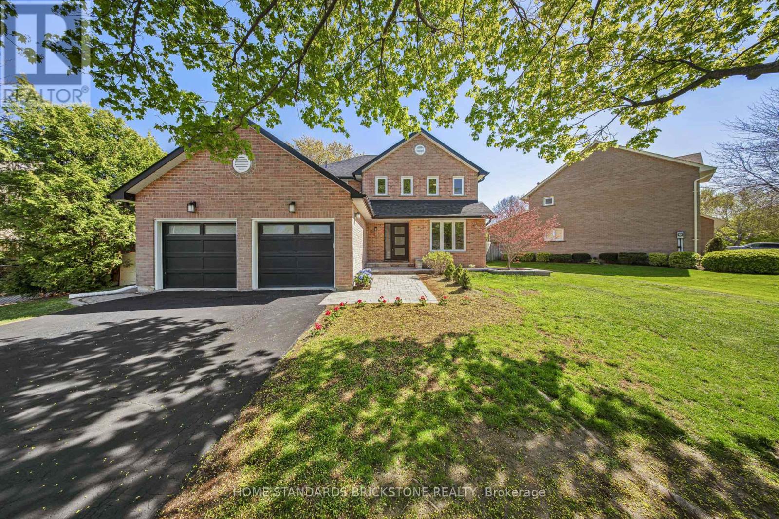 460 Aspen Forest Drive, Oakville, Ontario  L6J 6H6 - Photo 1 - W12180543