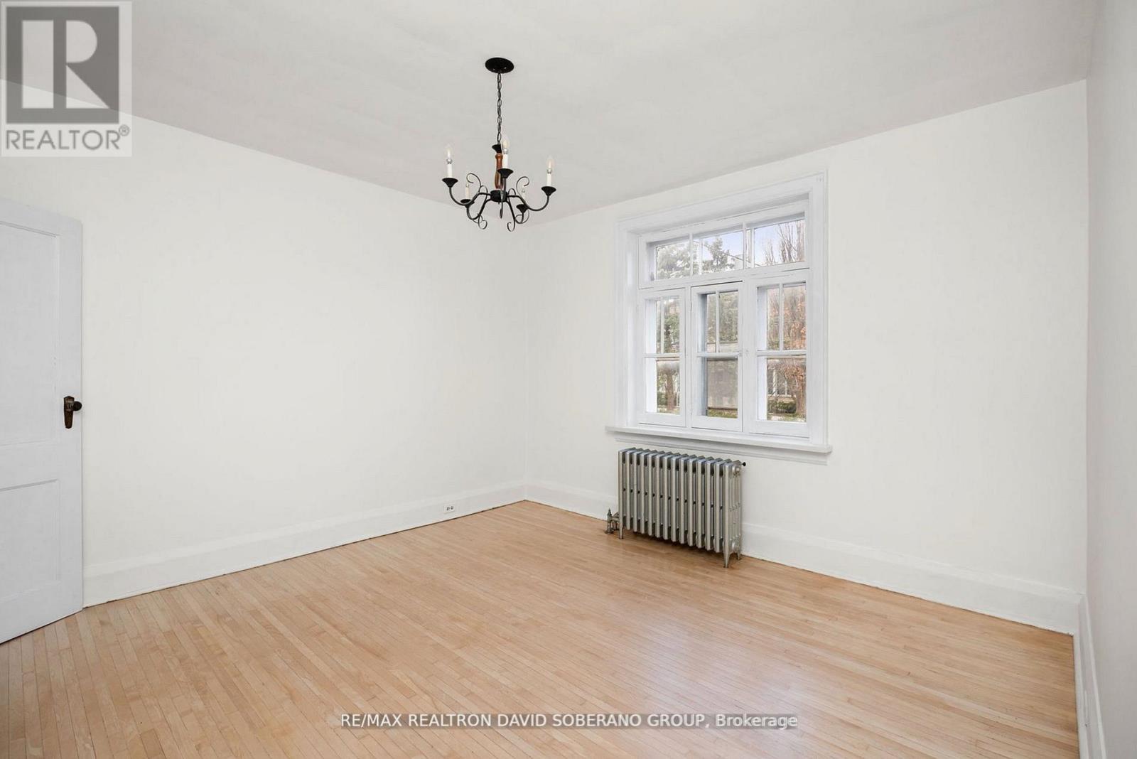 44 Sultana Avenue, Toronto, Ontario  M6A 1T1 - Photo 16 - C12153583
