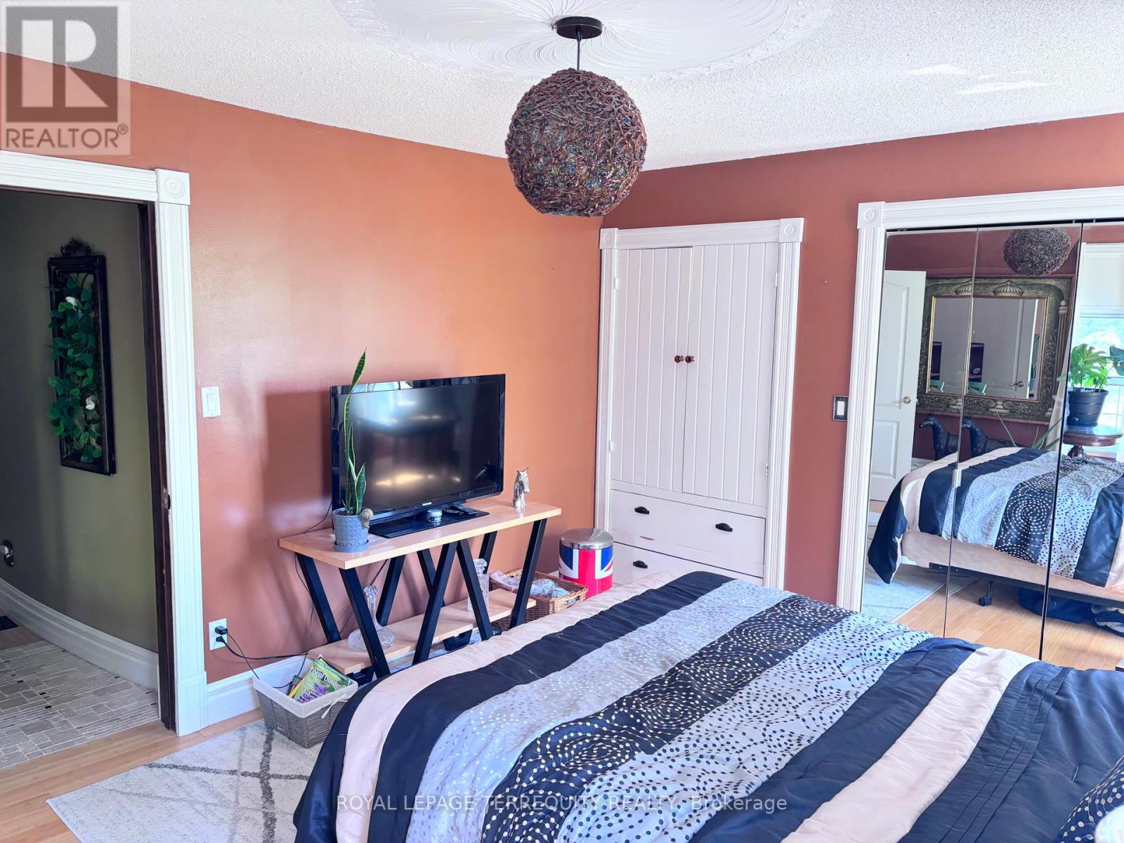 6984 Highway 62, Belleville, Ontario  K8N 0L7 - Photo 20 - X12179301