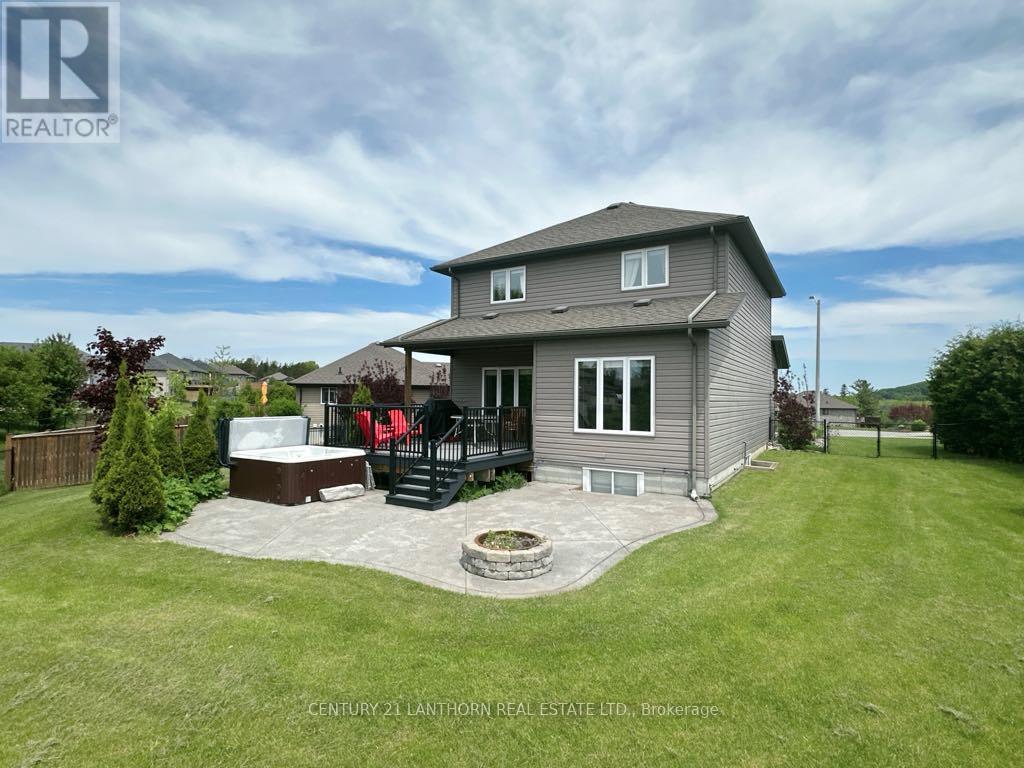 23 Glenwood Street, Quinte West (Frankford Ward), Ontario  K0K 2C0 - Photo 37 - X12180662