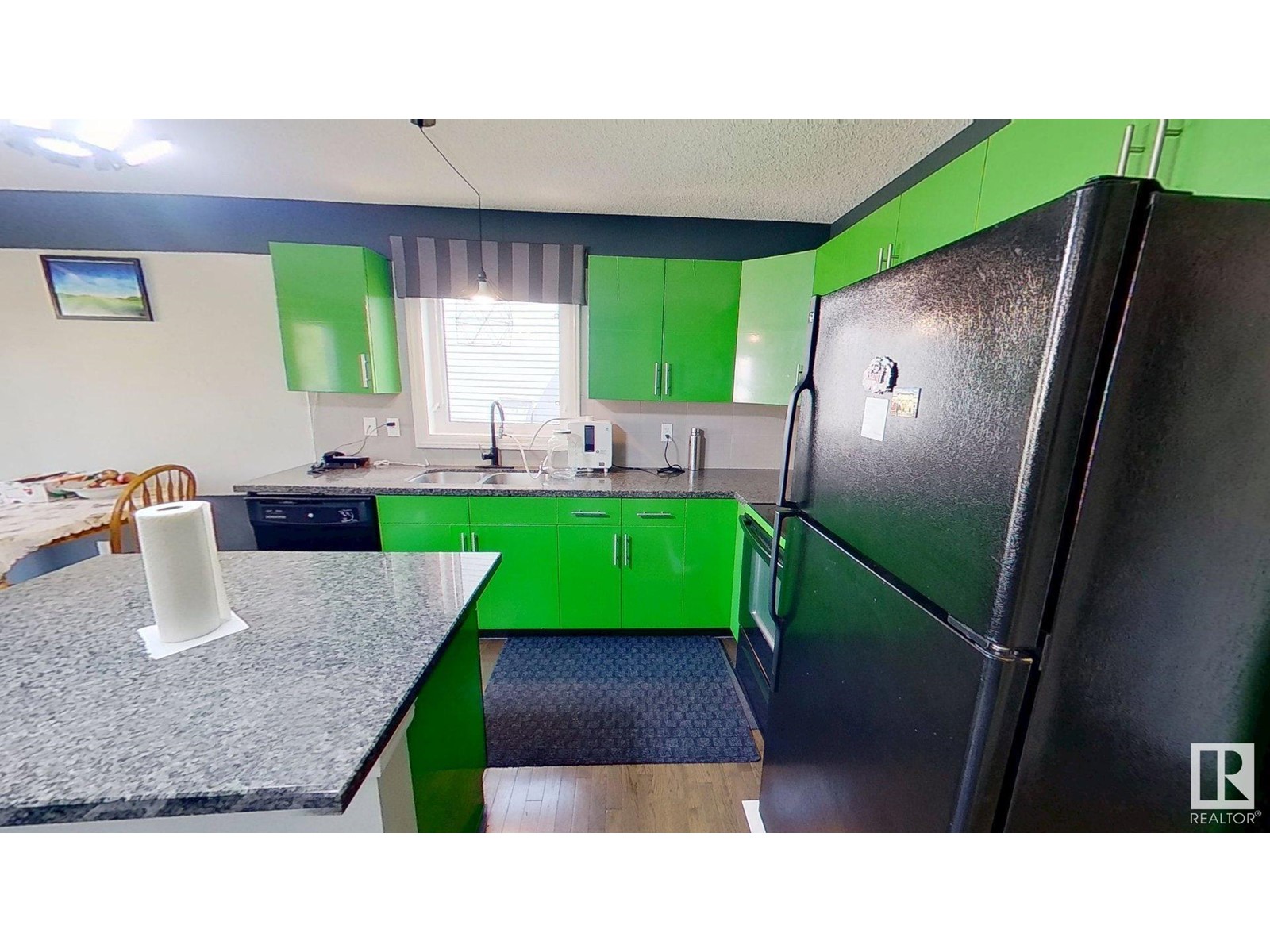 108 53 St Sw, Edmonton, Alberta  T6X 0W9 - Photo 3 - E4439053