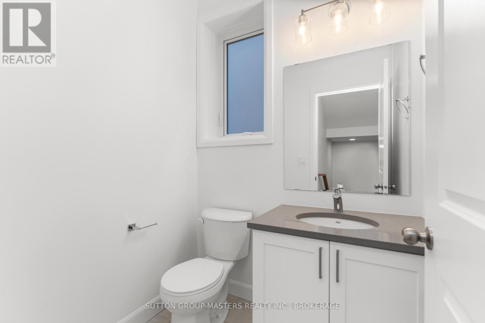 208 Superior Drive, Loyalist, Ontario  K7N 0E5 - Photo 20 - X12071114