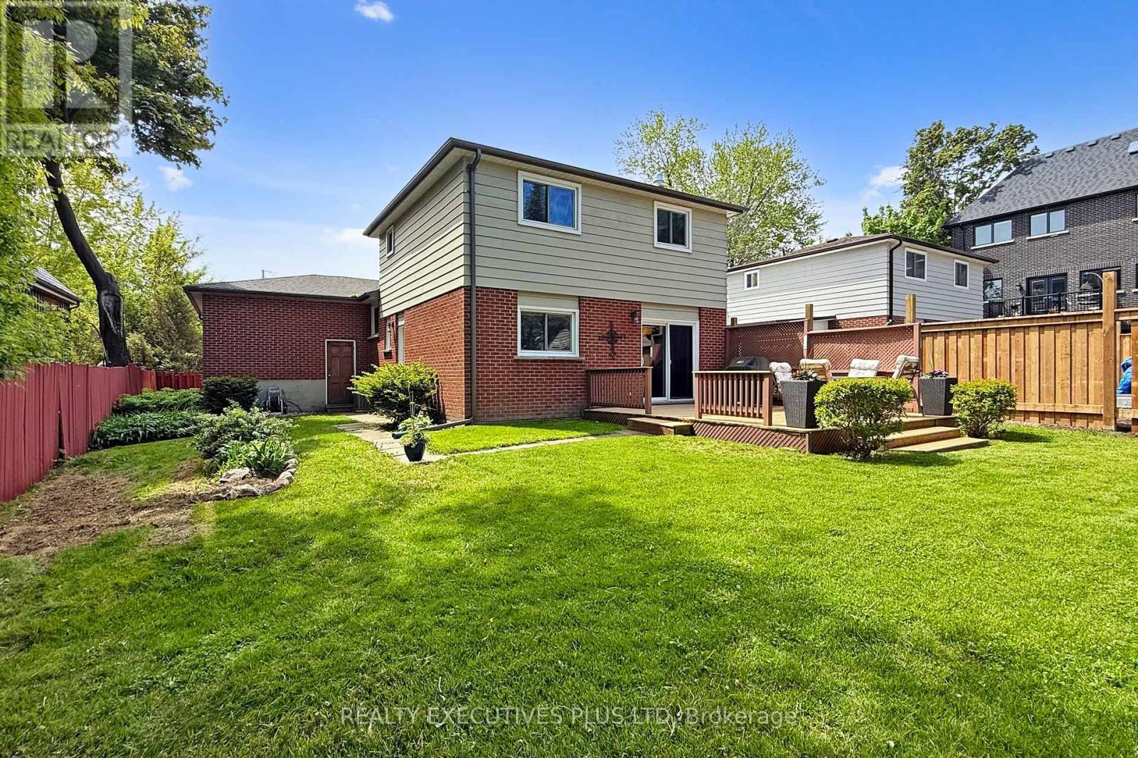 1304 Wharf Street, Pickering, Ontario  L1W 1A4 - Photo 24 - E12180641