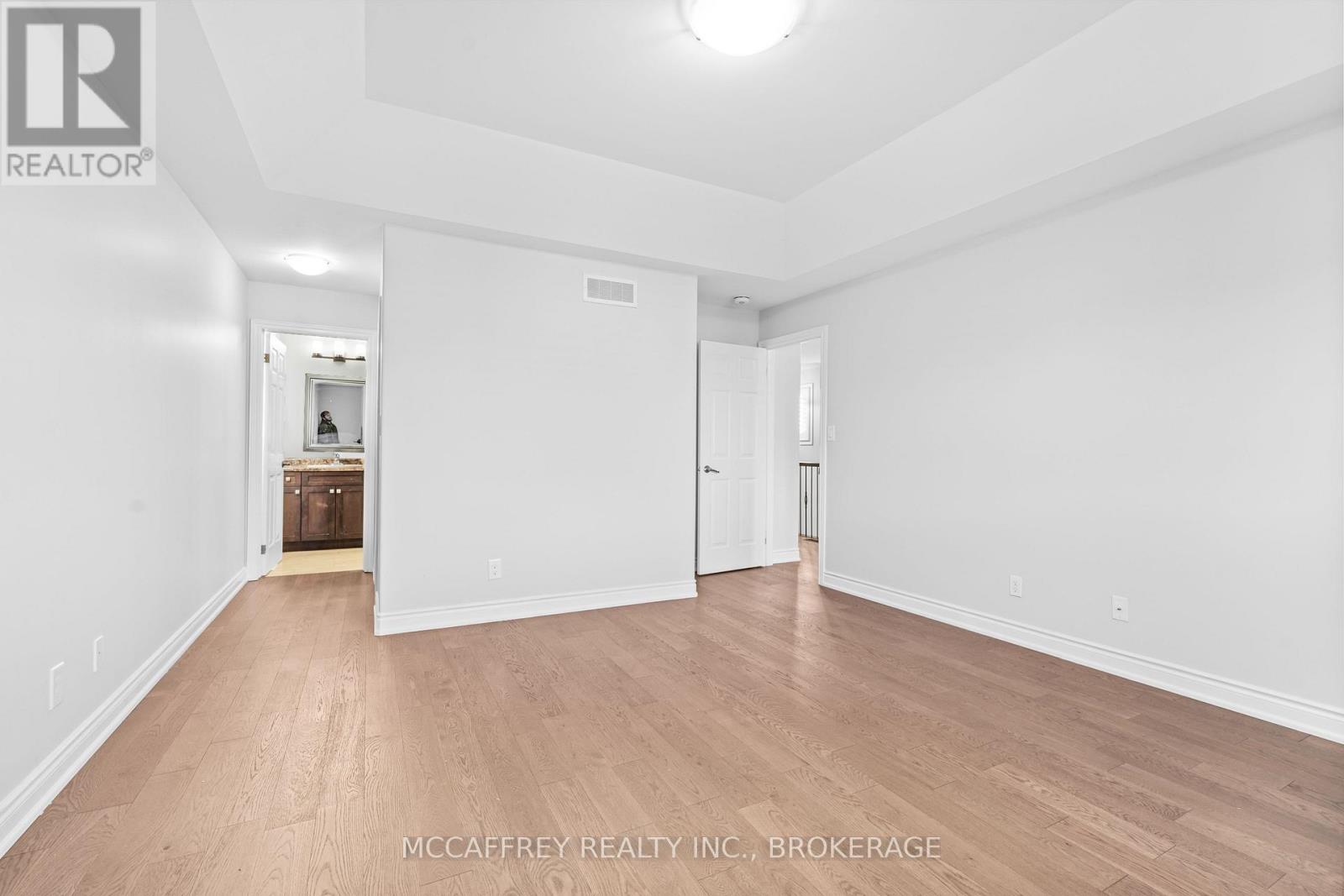 56 Farmington Crescent, Belleville (Thurlow Ward), Ontario  K8N 0J9 - Photo 19 - X12180733