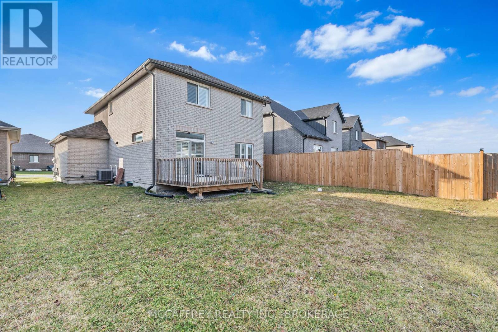 56 Farmington Crescent, Belleville (Thurlow Ward), Ontario  K8N 0J9 - Photo 34 - X12180733