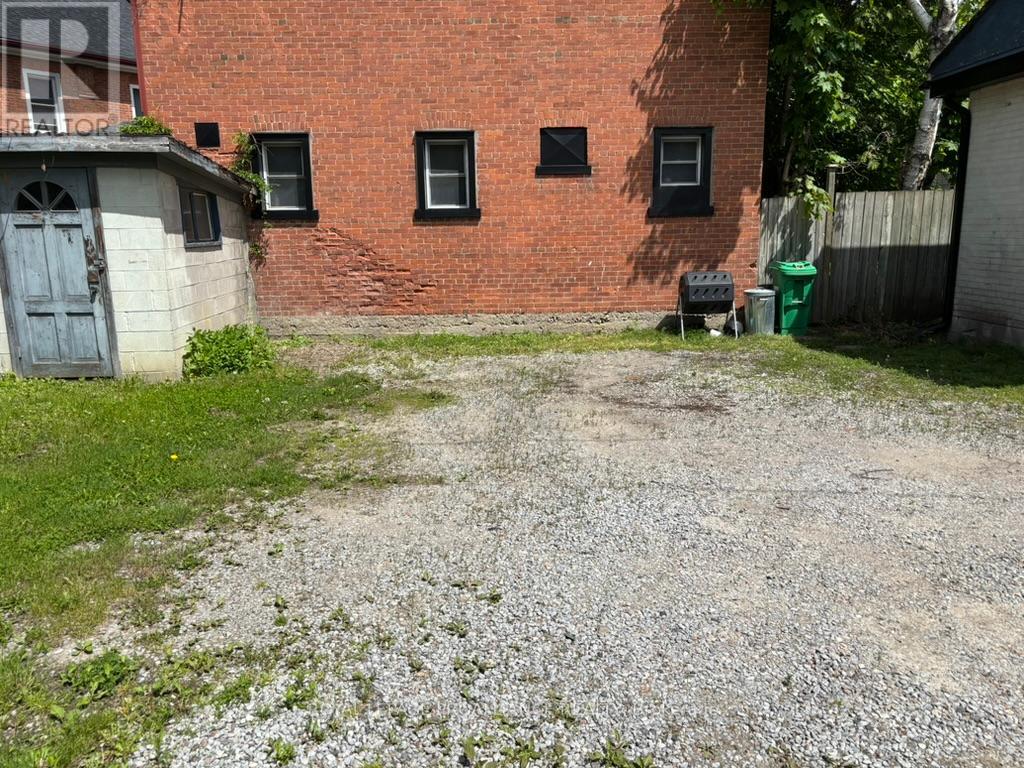 589 Aylmer Street N, Peterborough Central, Ontario  K9H 3W8 - Photo 22 - X12180688
