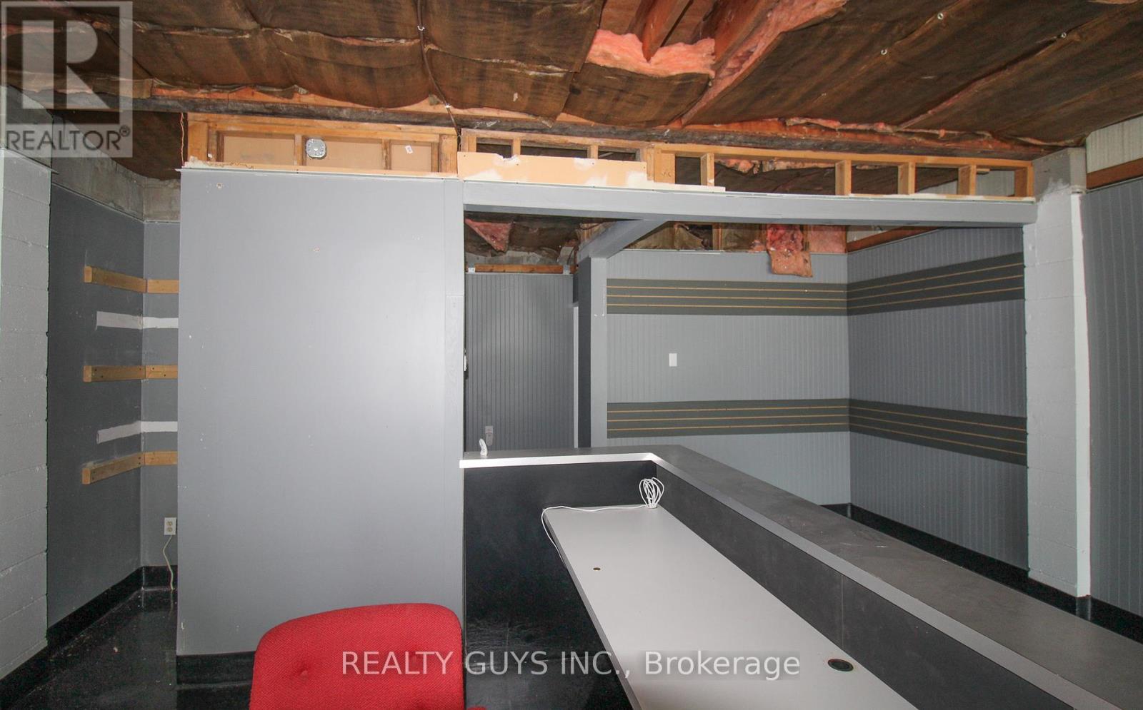27 William Street N, Kawartha Lakes, Ontario  K9V 3Z9 - Photo 13 - X12180735