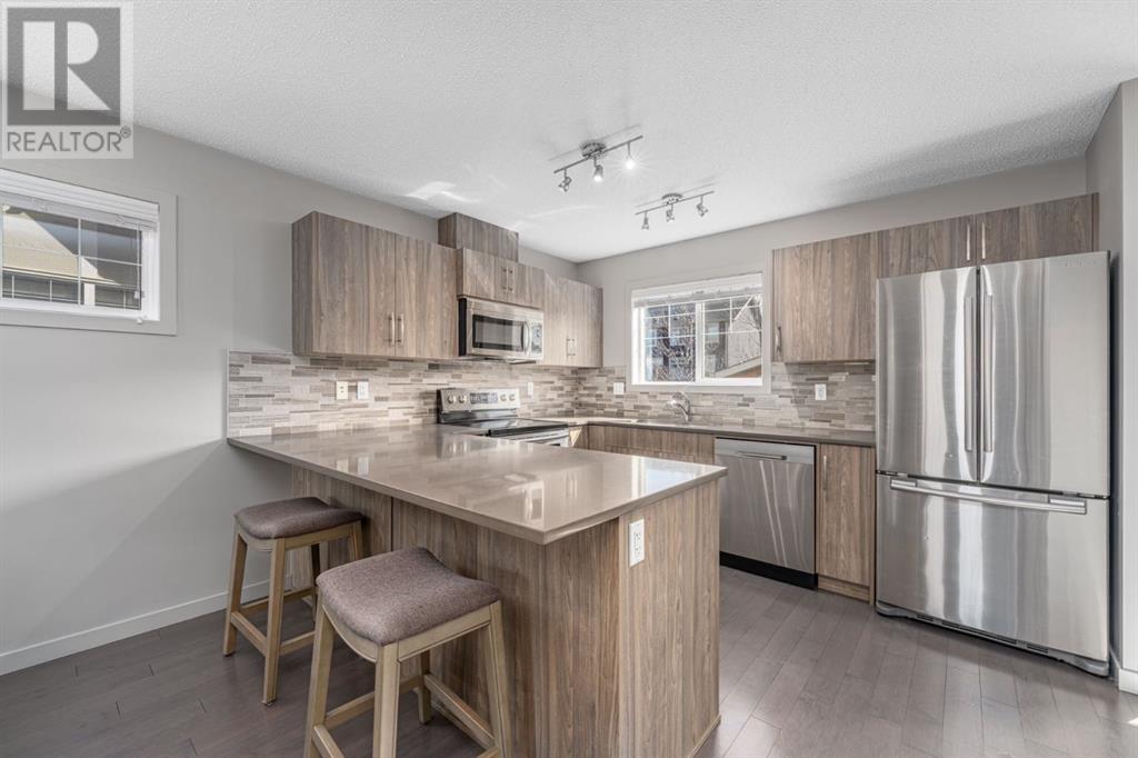 240 Sunset Road, Cochrane, Alberta  T4C 0Z8 - Photo 5 - A2216051