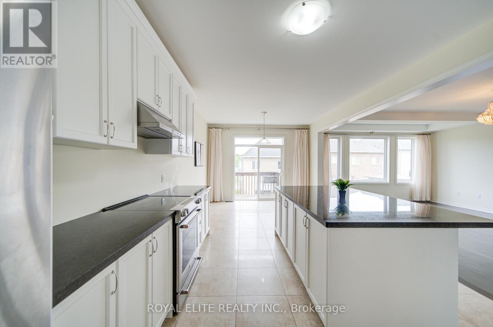 7 Goldeneye Drive, East Gwillimbury, Ontario  L9N 0S6 - Photo 16 - N12180607