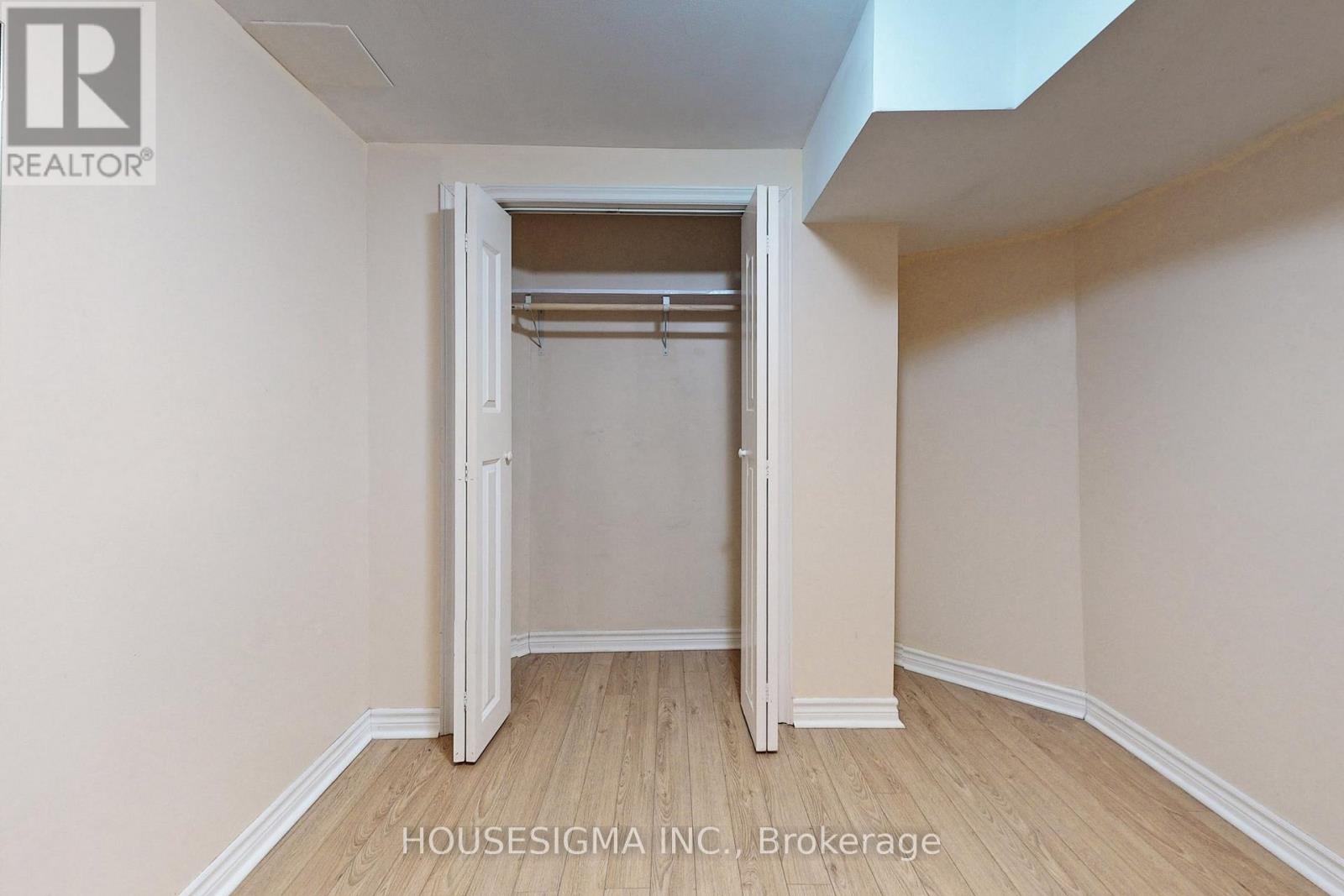 Lower - 38 Estoril Street, Richmond Hill, Ontario  L4C 0B6 - Photo 12 - N12180614