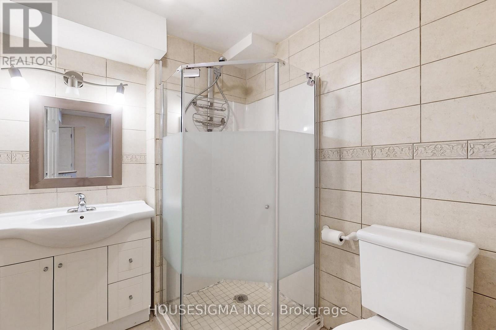 Lower - 38 Estoril Street, Richmond Hill, Ontario  L4C 0B6 - Photo 13 - N12180614