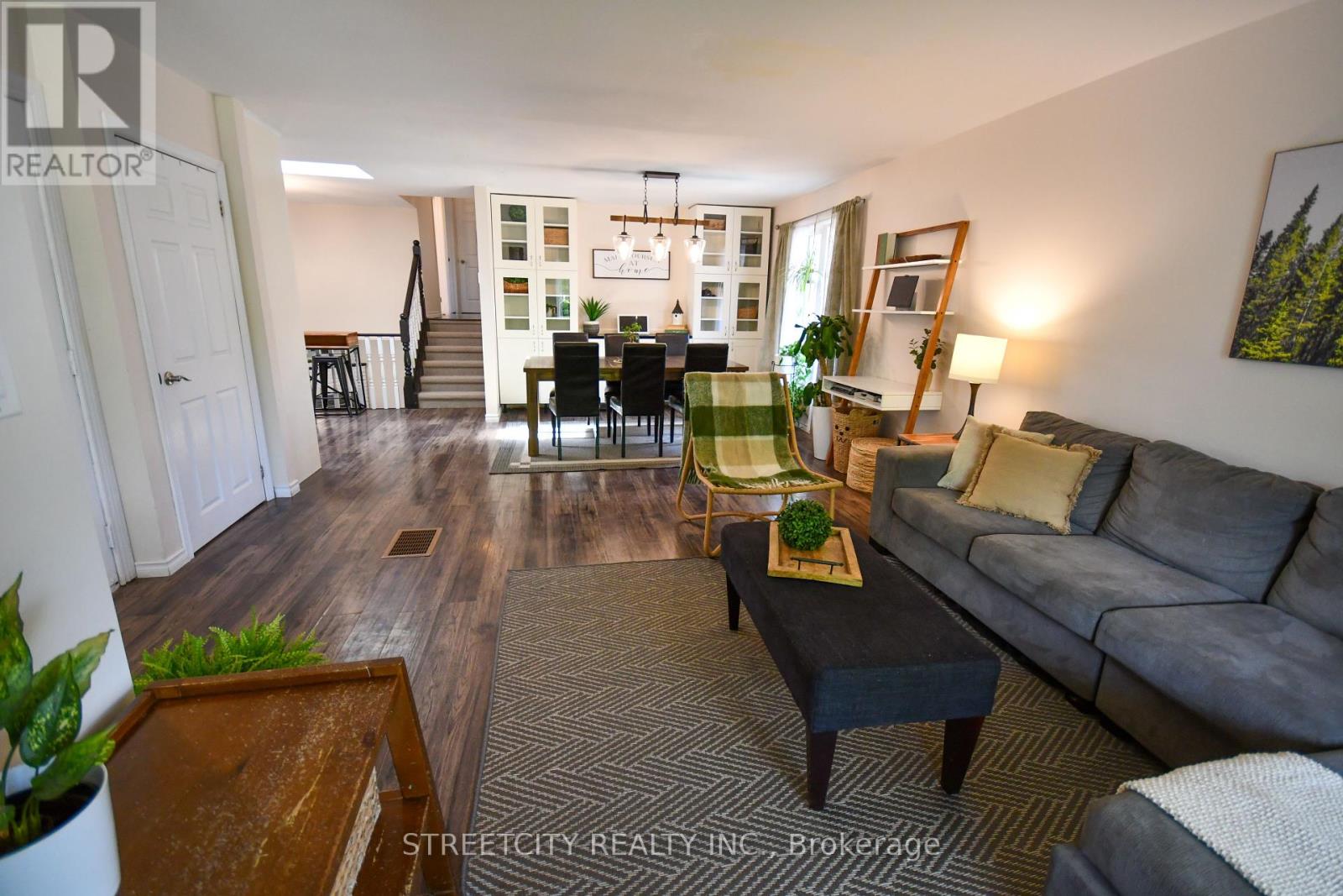 Photo 11 of 49 for 295 Walmer Grove