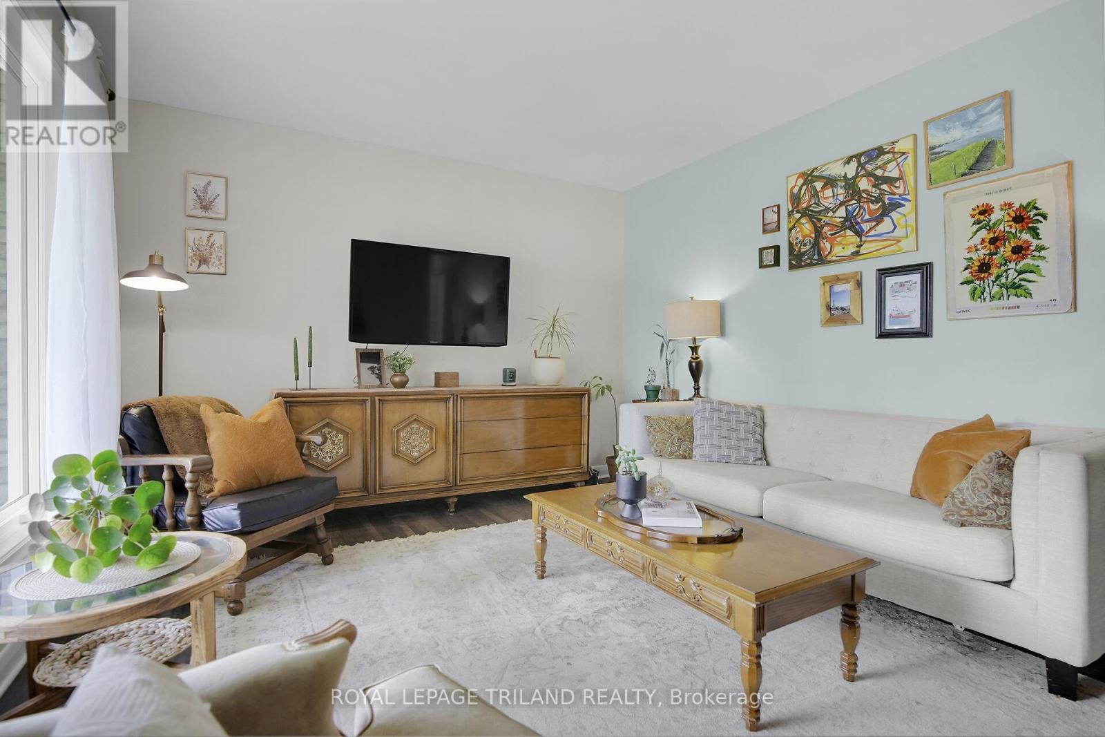 212 West Street, Central Elgin (Belmont), Ontario  N0L 1B0 - Photo 8 - X12180721