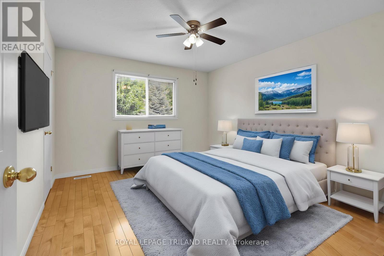 Photo 11 of 26 for 1204 Darnley Boulevard