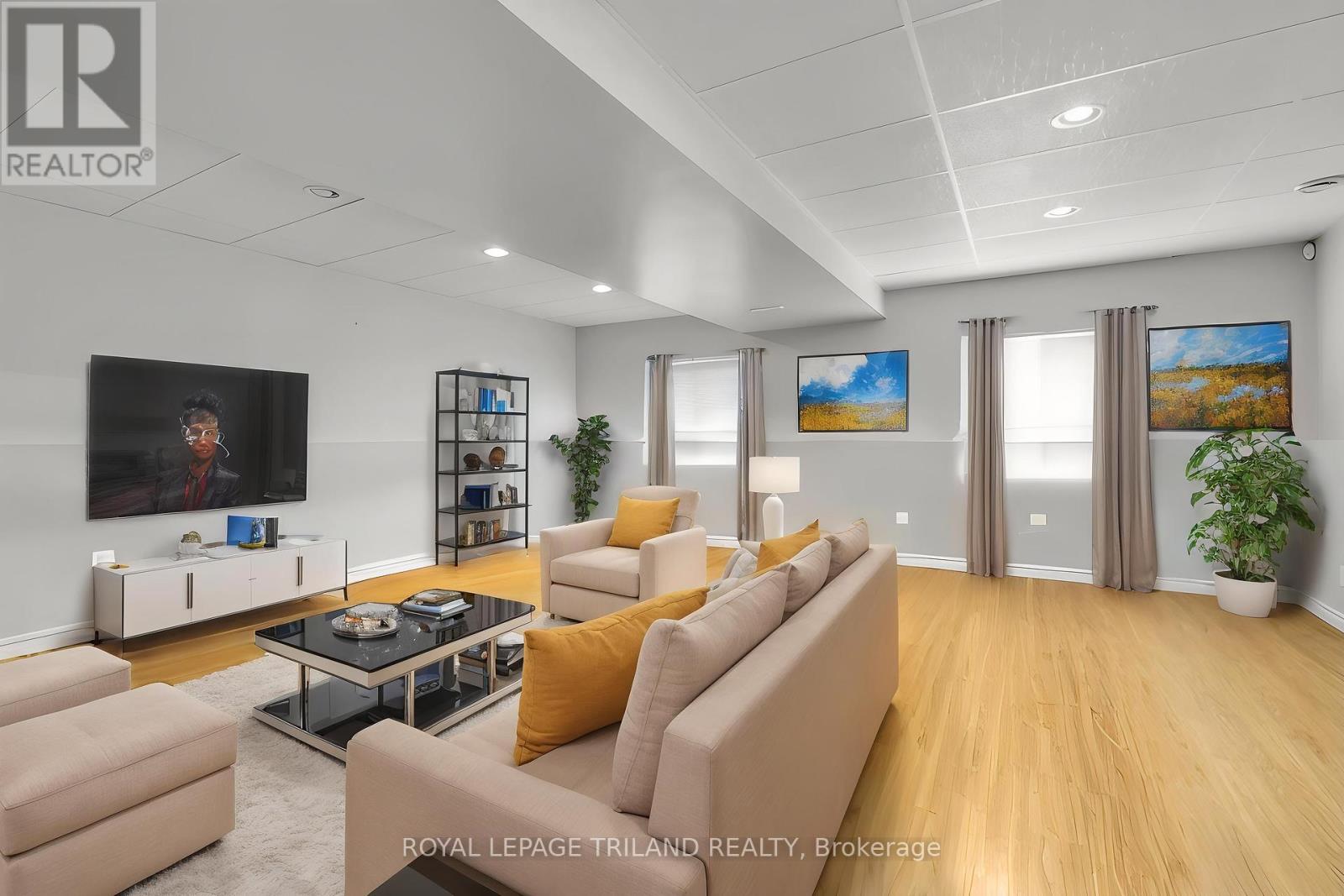 Photo 15 of 26 for 1204 Darnley Boulevard