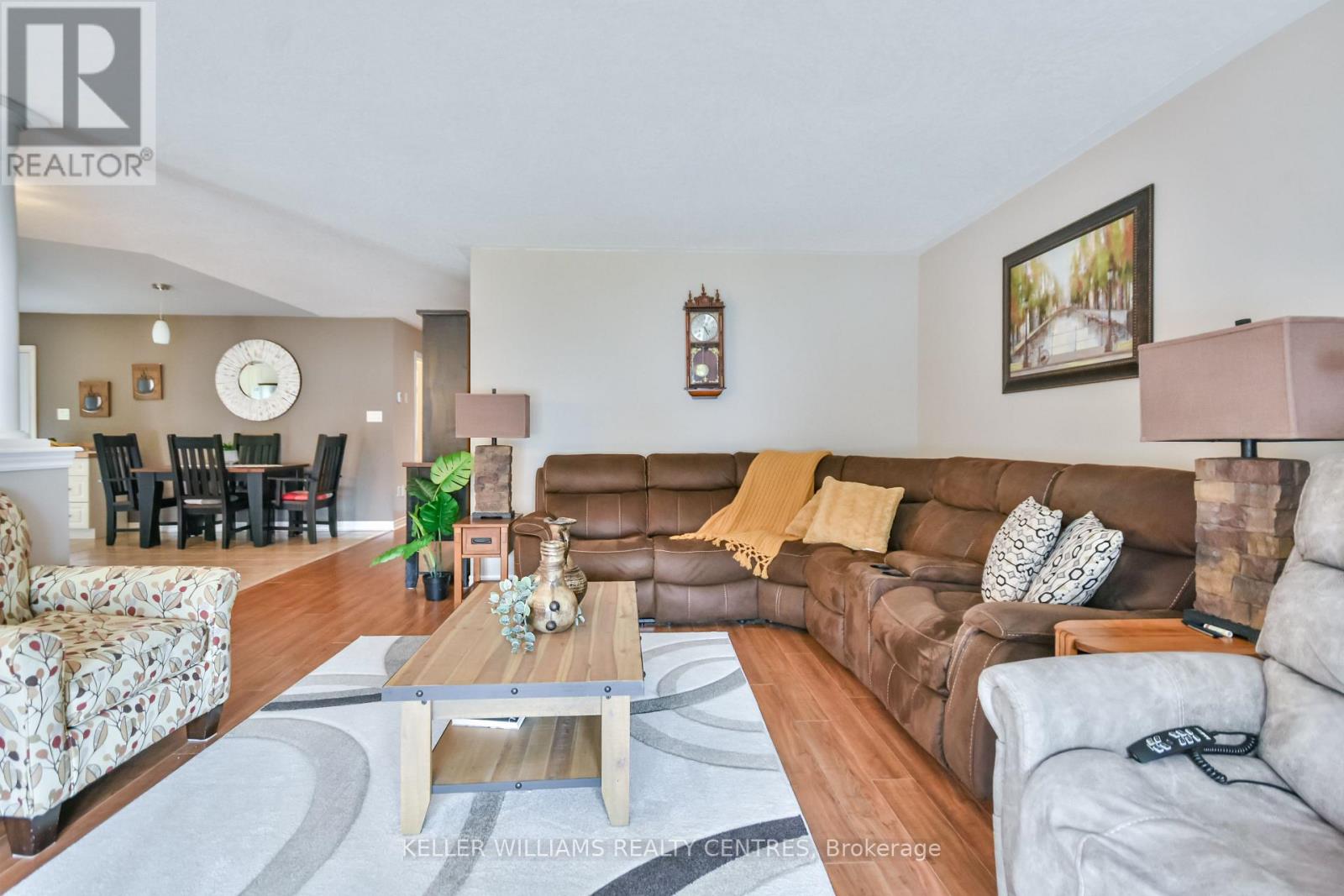218 Lamont Court, Clearview, Ontario  L0M 1S0 - Photo 13 - S12180640