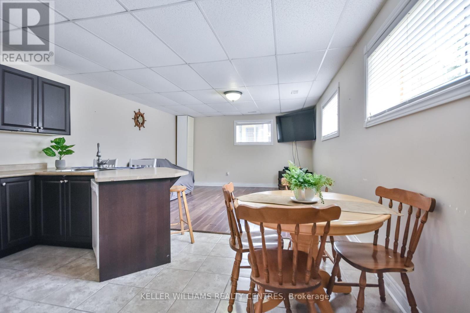 218 Lamont Court, Clearview, Ontario  L0M 1S0 - Photo 31 - S12180640