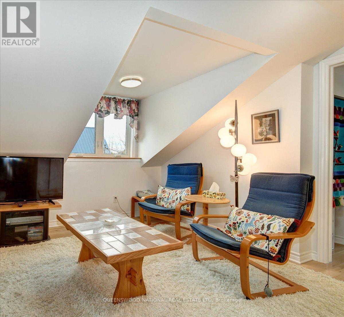 26 North Street, Killaloe, Ontario  K0J 2A0 - Photo 25 - X12180718