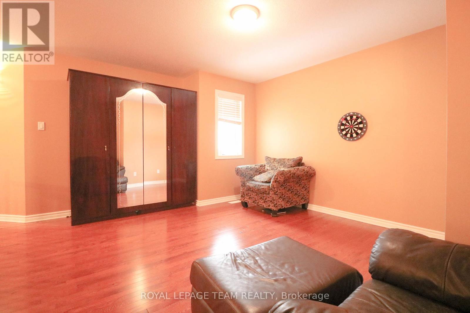 24 Portman Crescent, Ottawa, Ontario  K2G 7B9 - Photo 27 - X12180667