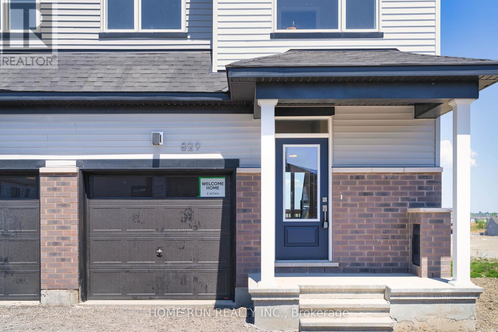 829 Andesite Terrace, Ottawa, Ontario  K2J 7H4 - Photo 4 - X12180692
