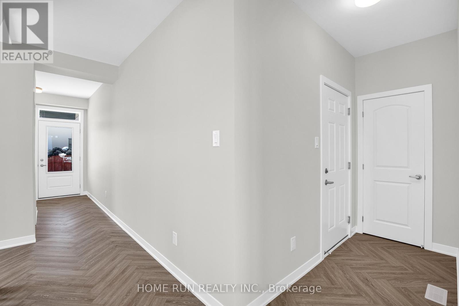 829 Andesite Terrace, Ottawa, Ontario  K2J 7H4 - Photo 5 - X12180692