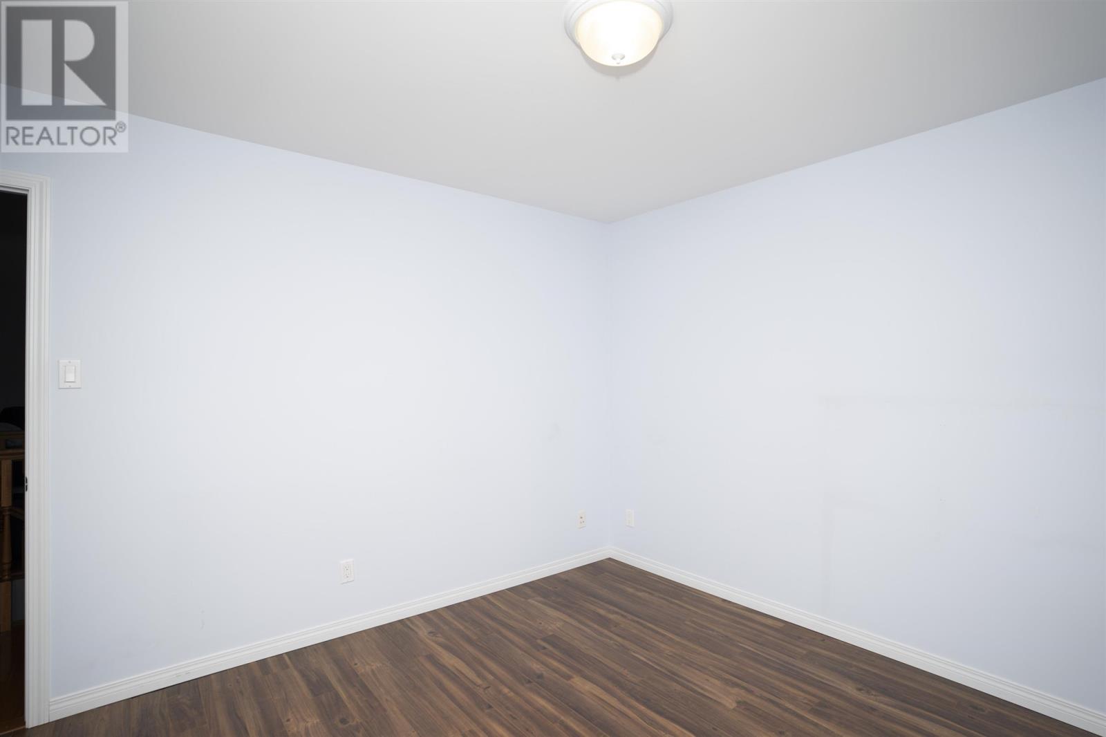 253 South Creek Bay, Thunder Bay, Ontario  P7B 7C3 - Photo 27 - TB251409
