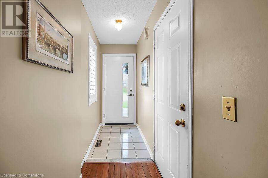 11 Pirie Drive Unit# 62, Dundas, Ontario  L9H 6Z6 - Photo 7 - 40733826