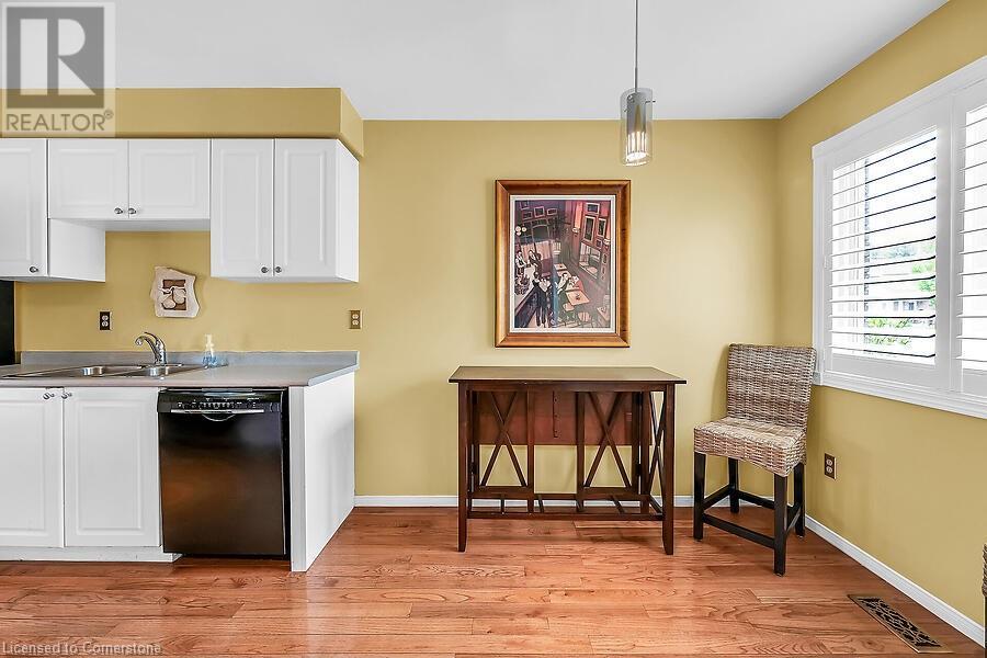 11 Pirie Drive Unit# 62, Dundas, Ontario  L9H 6Z6 - Photo 8 - 40733826