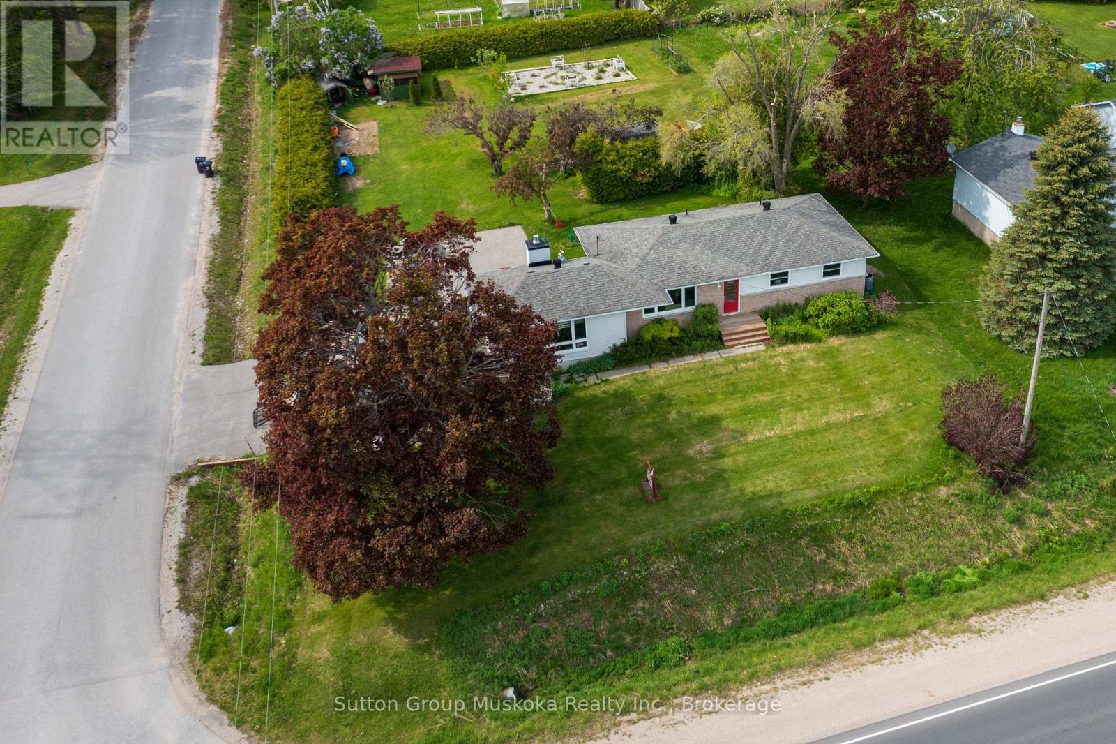 3 EDITH DRIVE, Oro-Medonte, Ontario
