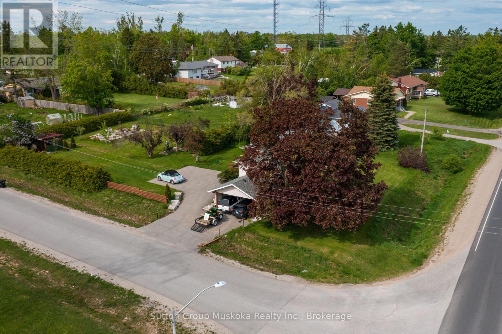 3 Edith Drive, Oro-Medonte, Ontario  L3V 0R3 - Photo 3 - S12180701