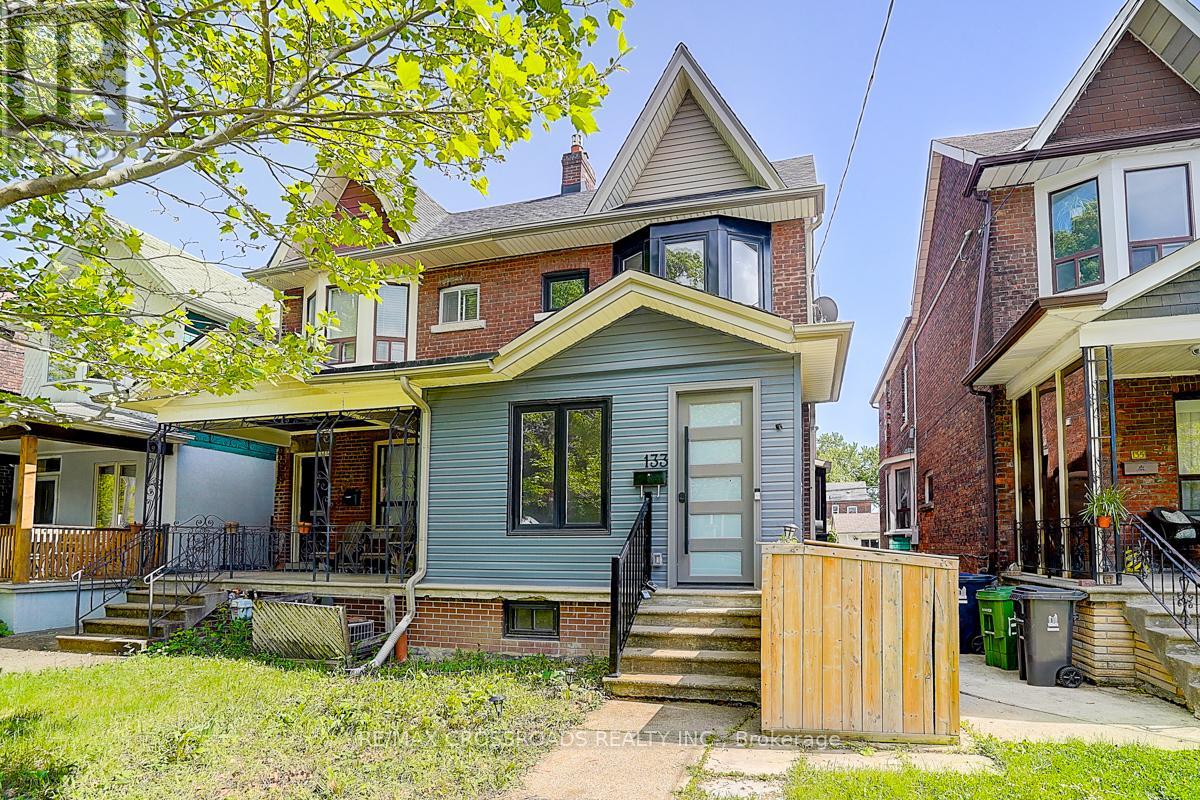 133 YARMOUTH ROAD, toronto (dovercourt-wallace emerson-junction), Ontario