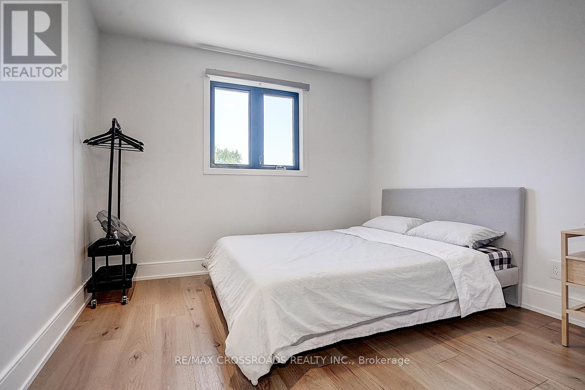 133 Yarmouth Road, Toronto (Dovercourt-Wallace Emerson-Junction), Ontario  M6G 1X3 - Photo 39 - W12180563