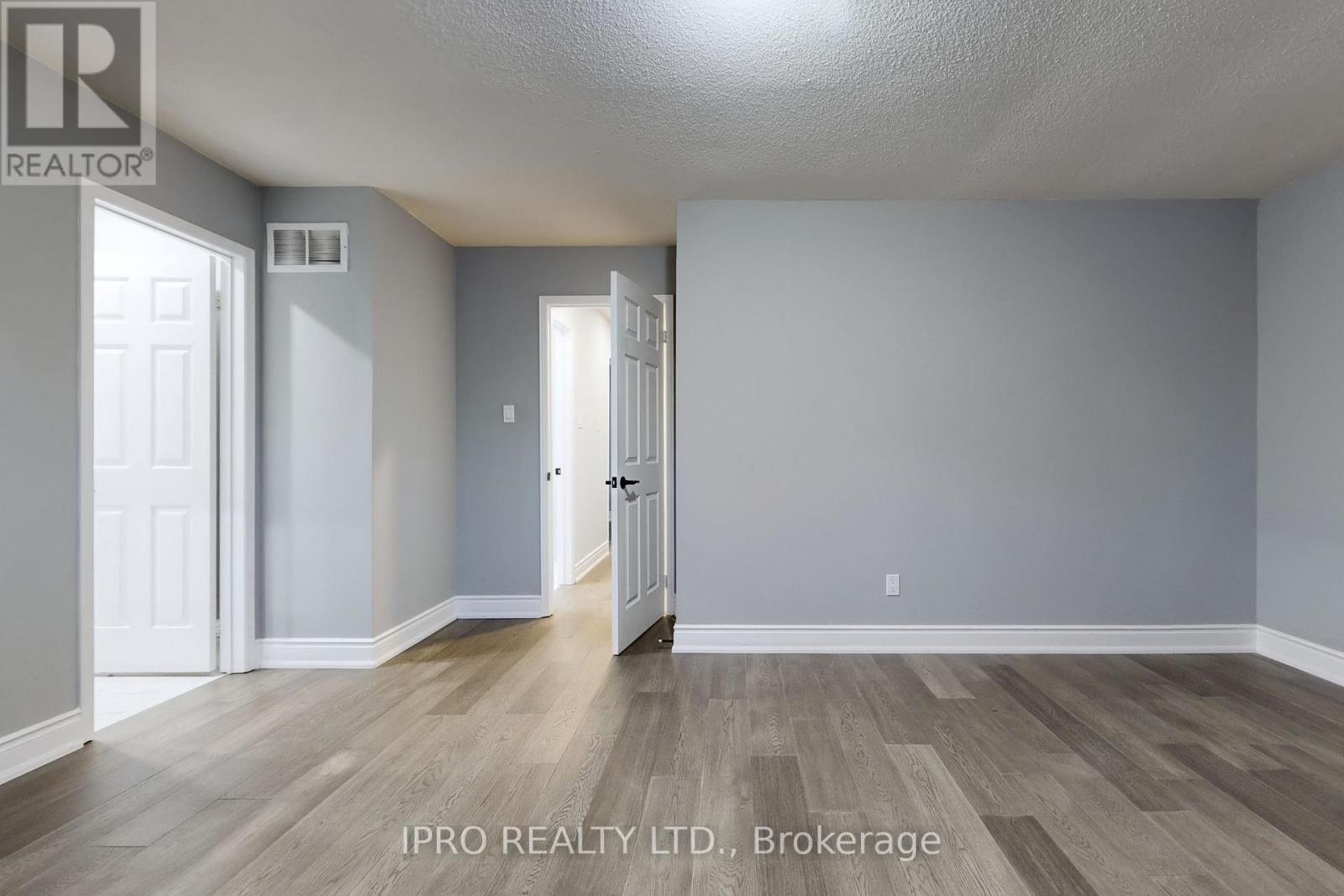 6521 Warbler Lane, Mississauga (Lisgar), Ontario  L5N 6E1 - Photo 38 - W12180617