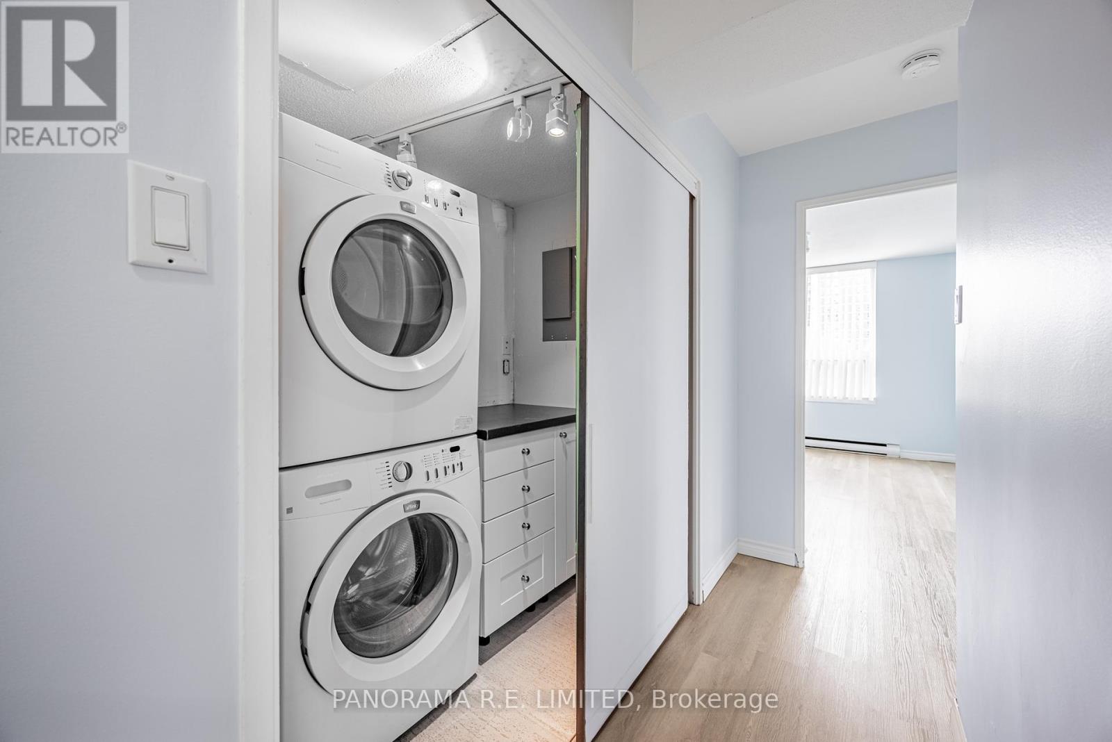 417 - 15 La Rose Avenue, Toronto, Ontario  M9P 1A7 - Photo 18 - W12180648