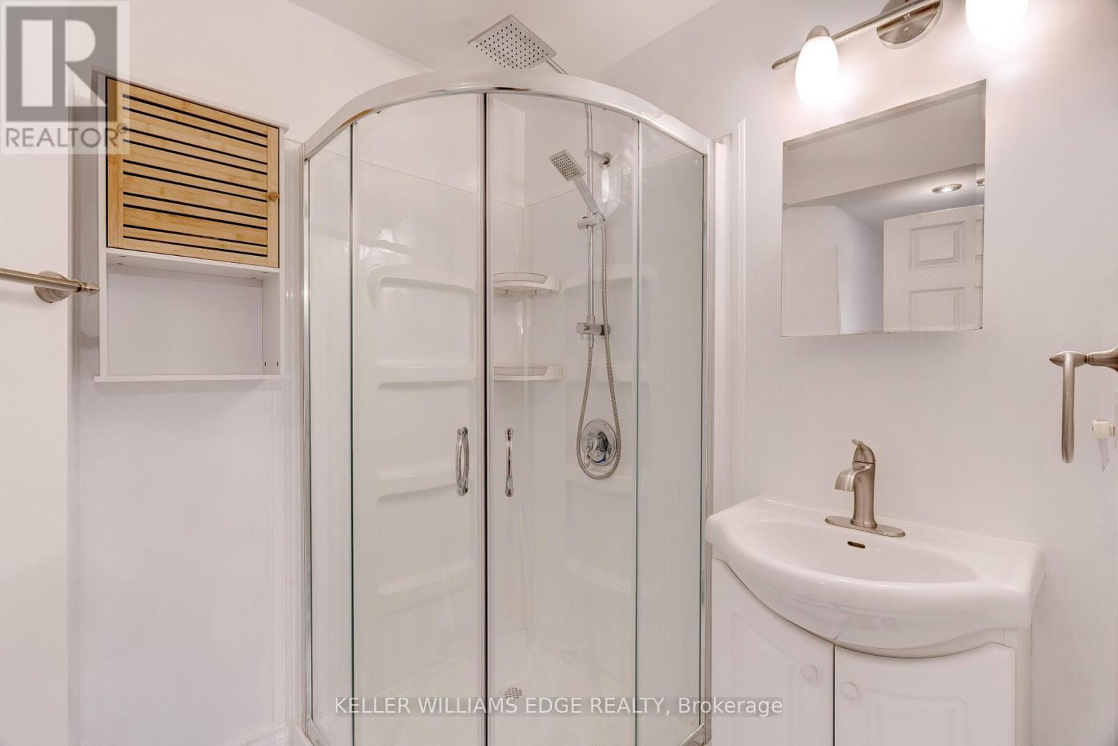 3806 Windhaven Drive, Mississauga, Ontario  L5N 7V6 - Photo 37 - W12180652
