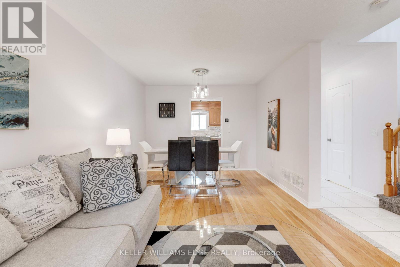 3806 Windhaven Drive, Mississauga (Lisgar), Ontario  L5N 7V6 - Photo 6 - W12180652