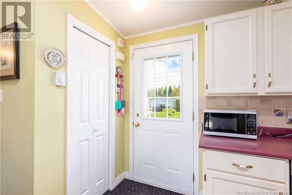 Property at 72 Southpine image 4