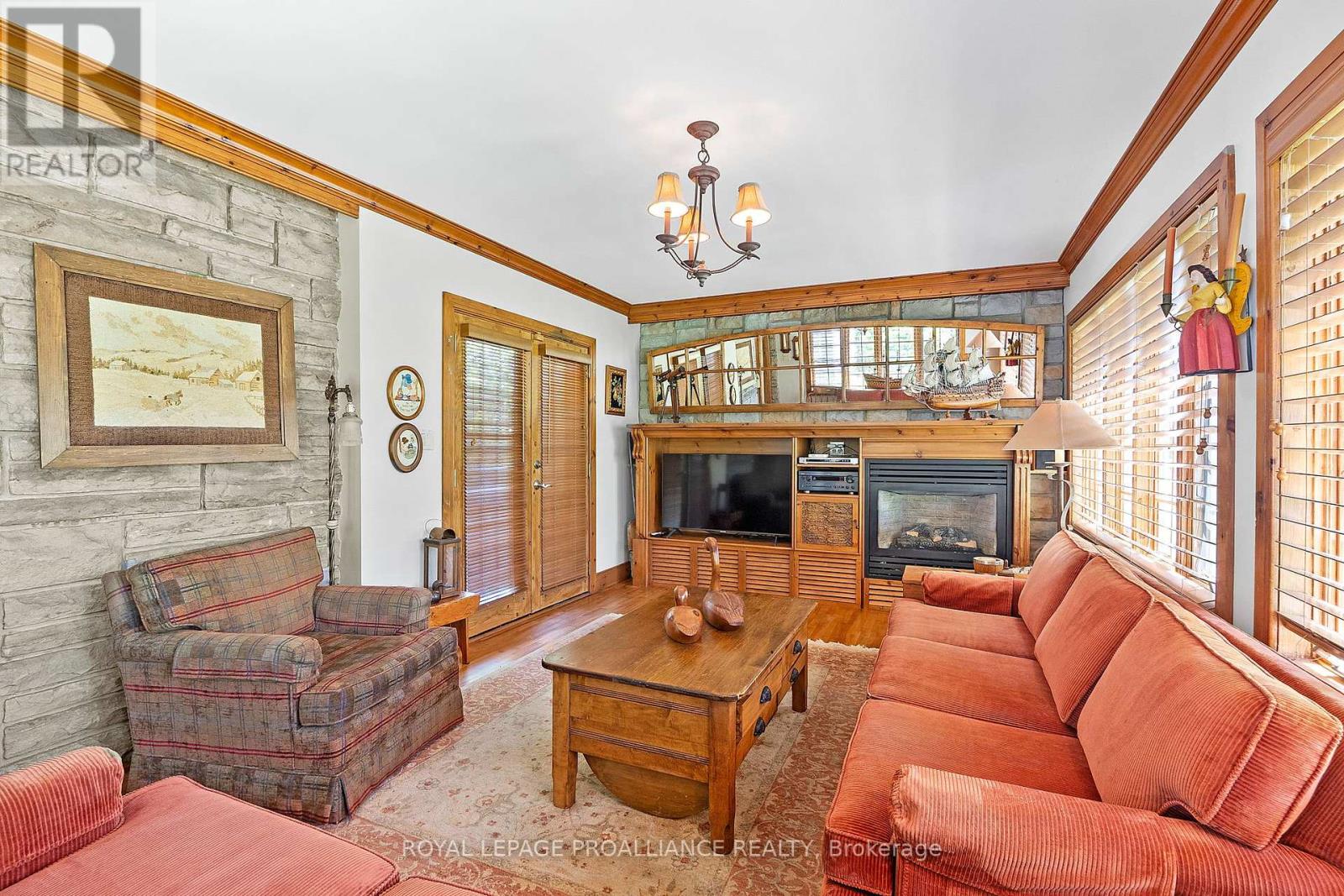27 Cochrane Drive, Brockville, Ontario  K6V 2Y7 - Photo 12 - X12180754