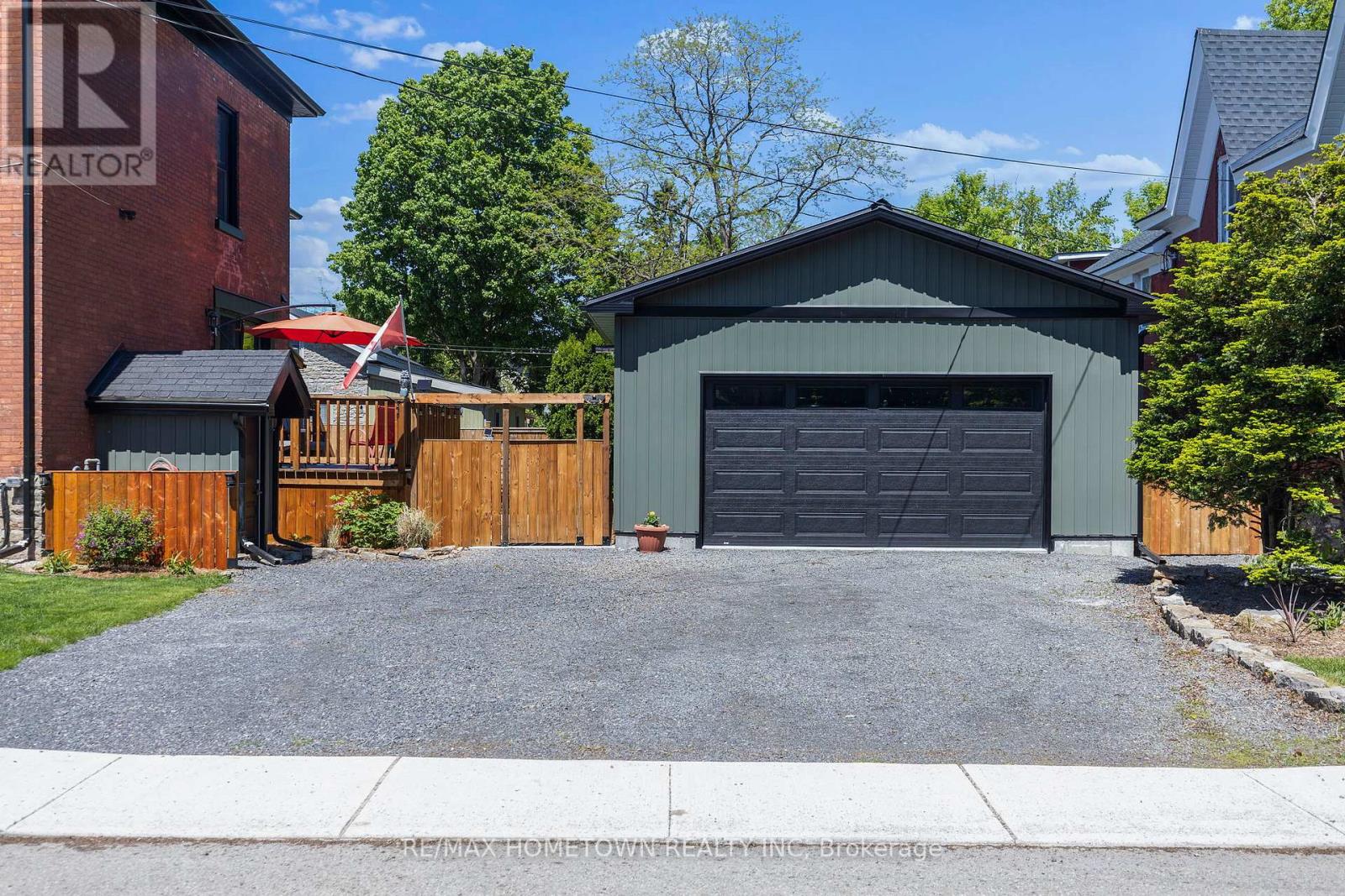 198 James Street W, Prescott, Ontario  K0E 1T0 - Photo 44 - X12180763