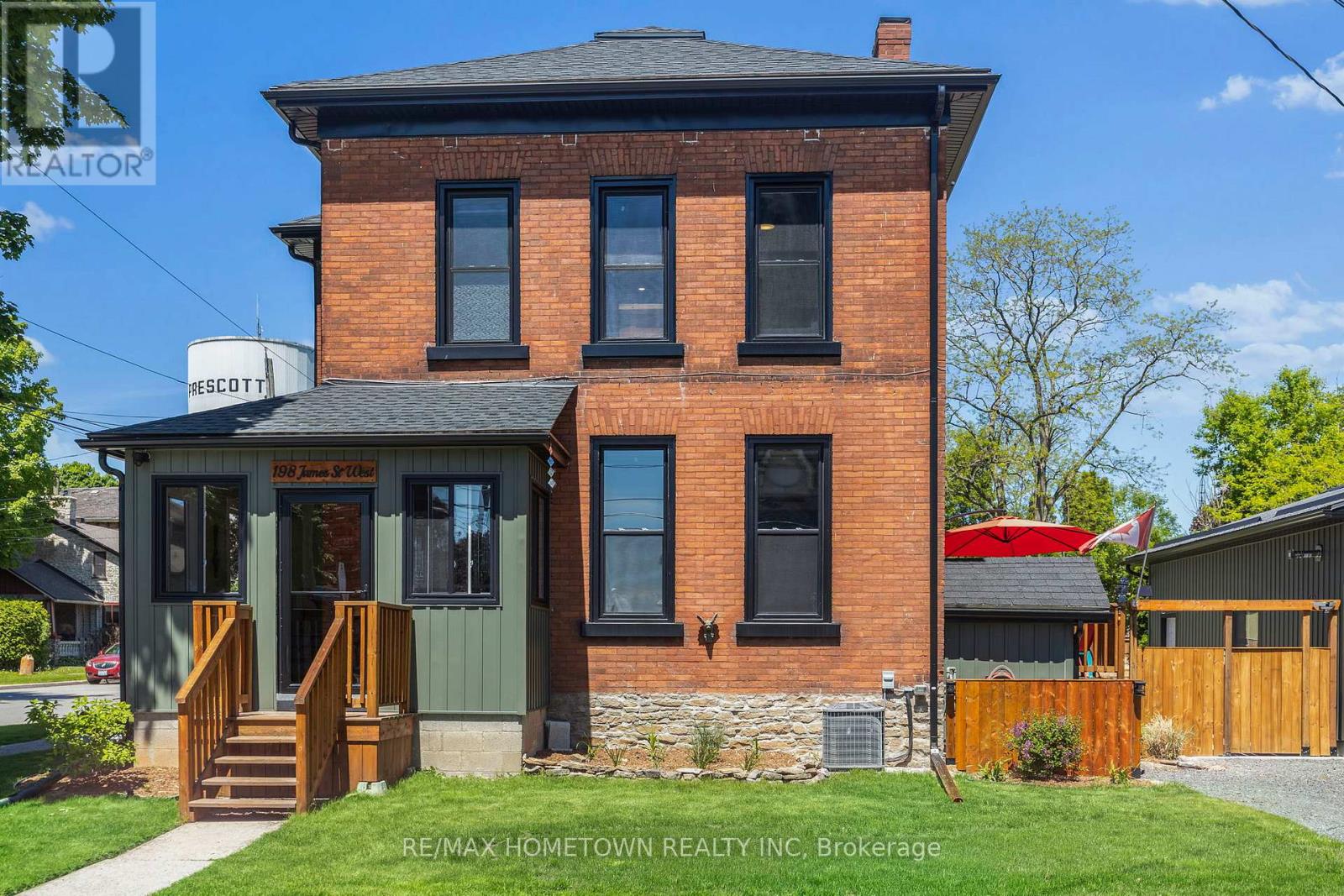 198 James Street W, Prescott, Ontario  K0E 1T0 - Photo 5 - X12180763