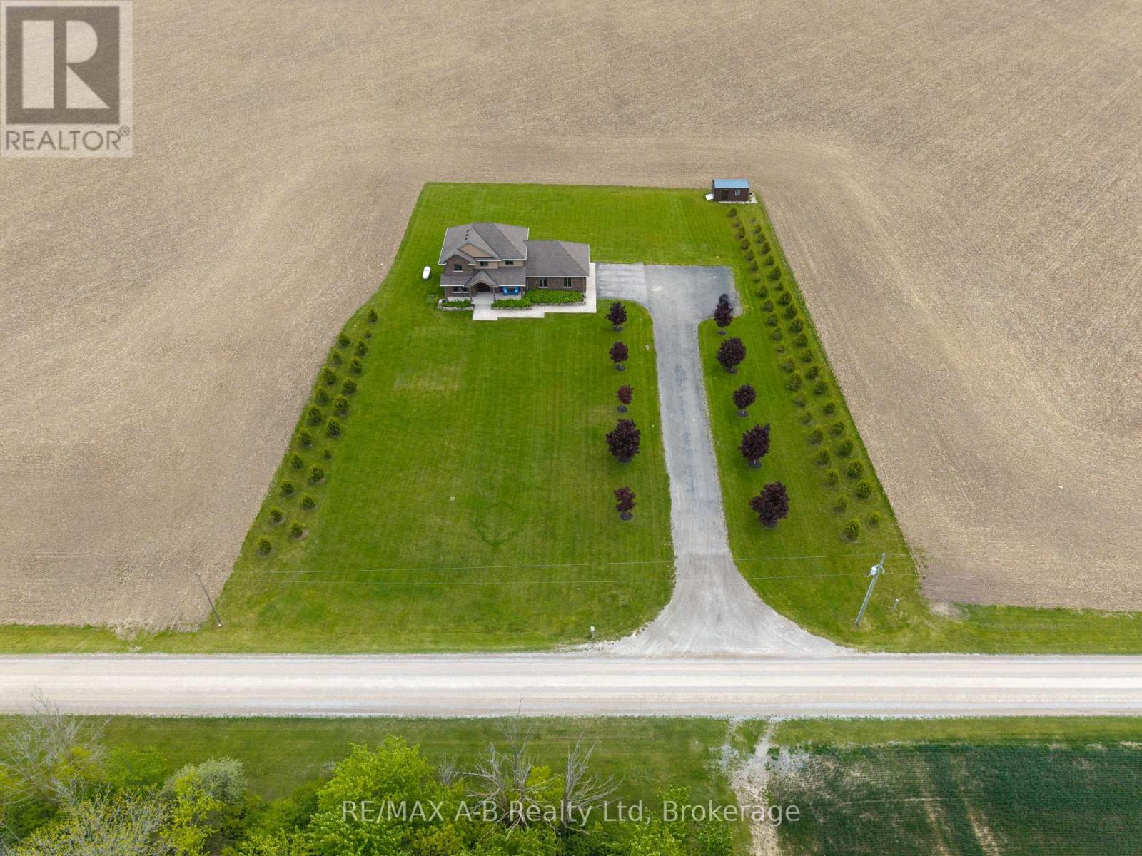 3321 Perth Road 140, Perth South, Ontario  N0K 1V0 - Photo 4 - X12180664