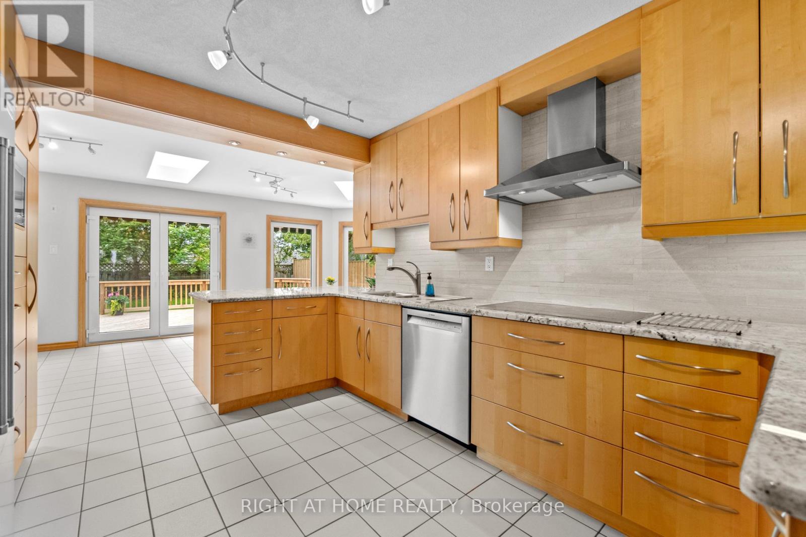 59 Hilborn Avenue, Cambridge, Ontario  N1T 1M8 - Photo 17 - X12180632