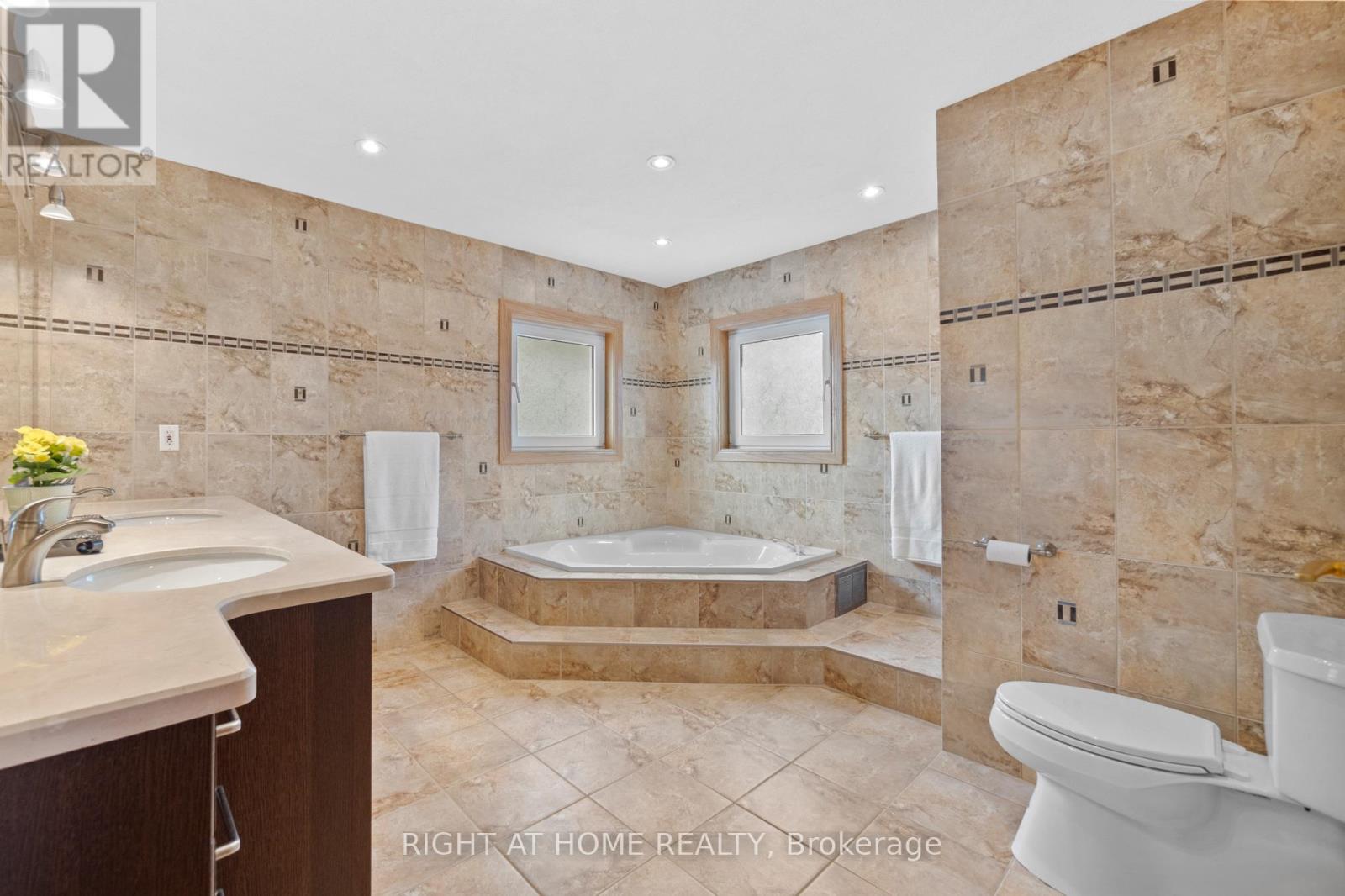 59 Hilborn Avenue, Cambridge, Ontario  N1T 1M8 - Photo 23 - X12180632