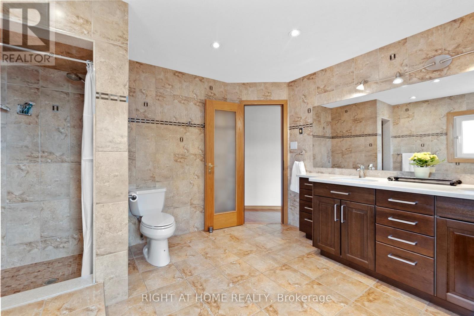 59 Hilborn Avenue, Cambridge, Ontario  N1T 1M8 - Photo 24 - X12180632