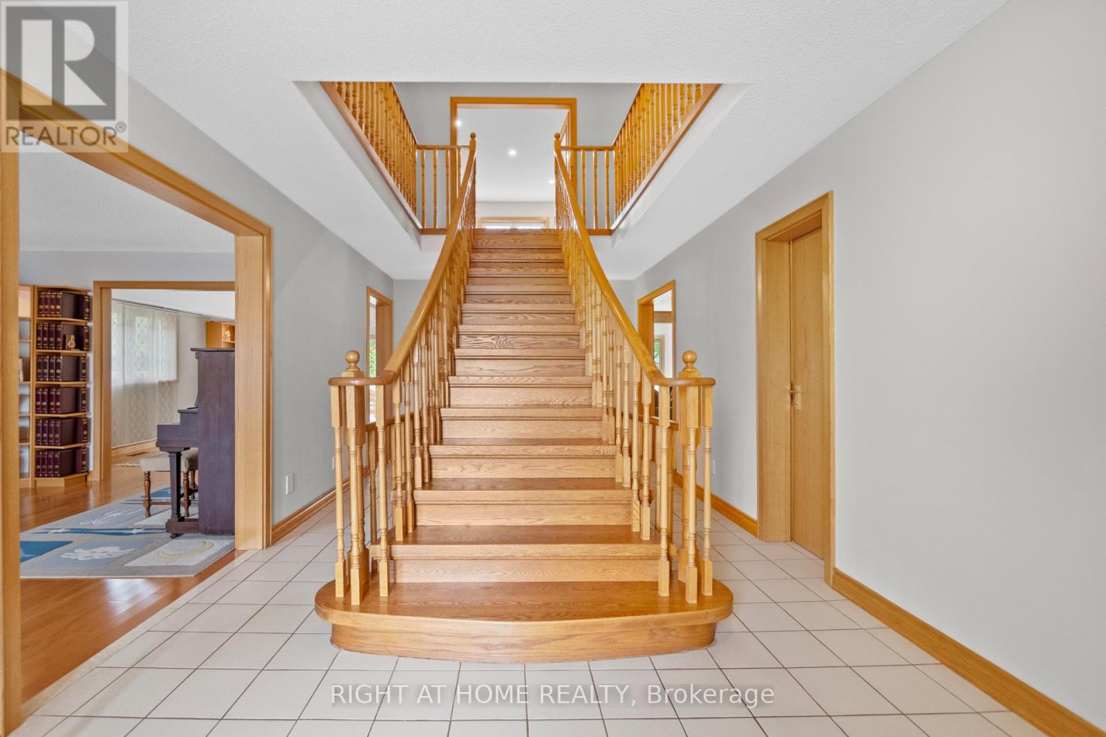 Property at 59 HILBORN AVENUE image 3